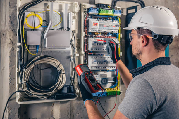 Best Residential Electrician Services  in Lynnwood, WA