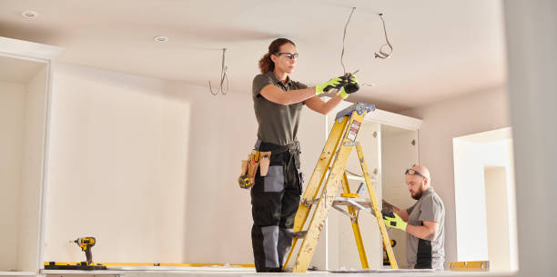 Best Electrical Installation Contractor  in Lynnwood, WA