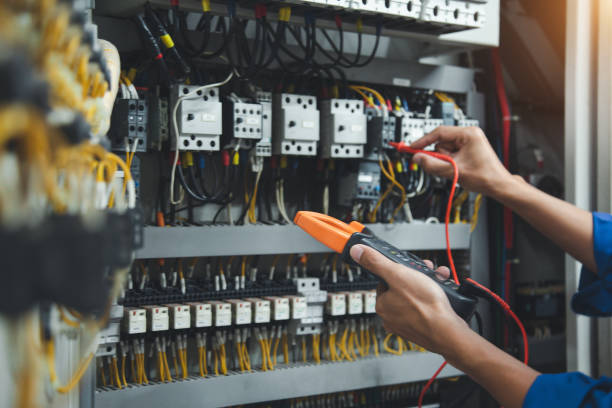 Best Electrical Repair Services  in Lynnwood, WA